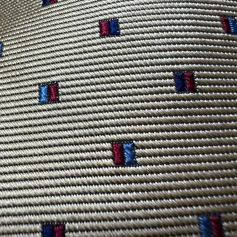 Brooks Brothers Mens Tie Necktie Multicolor Geometric 100% Silk Career Classic